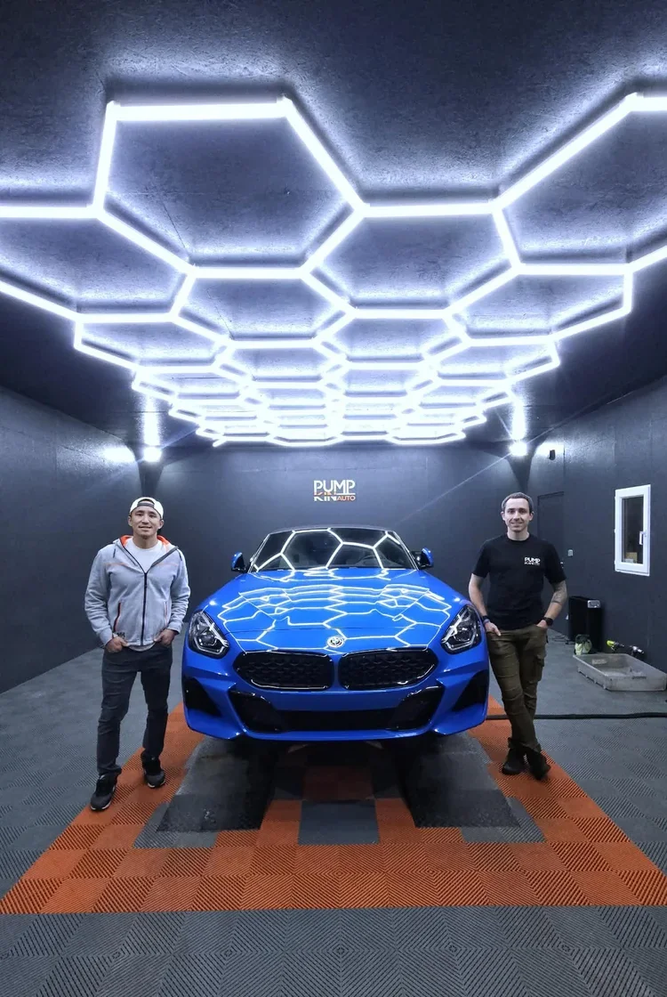 Yelo Autosports detailing seminar with Pumpkin Auto in Montville, France